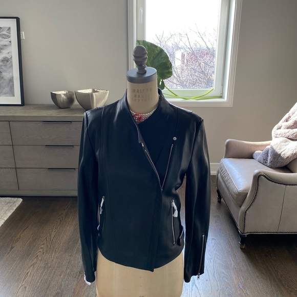 Theory leather jacket , size medium in black color . - Picture 3 of 9